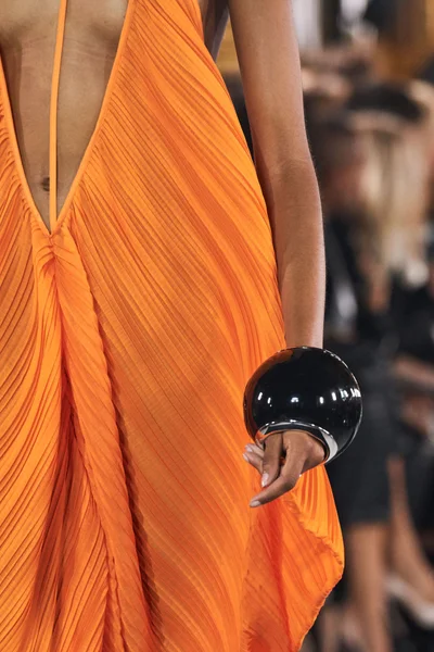 Look 133